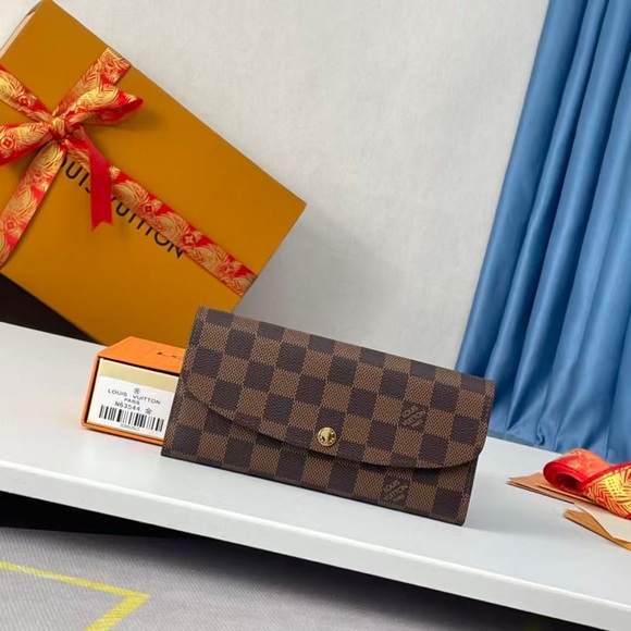 Louis Vuitton Damier Ebene Wallet - Picture 1 of 8